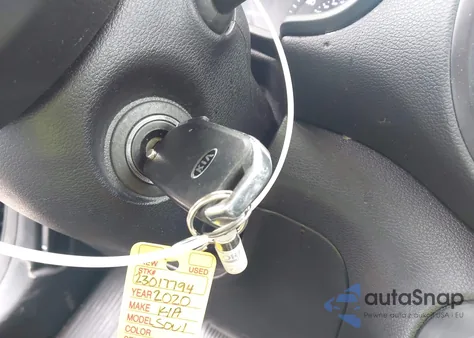 2020 Kia Soul Lx z USA, uszkodzony, nr VIN KNDJ23AU8L7029050